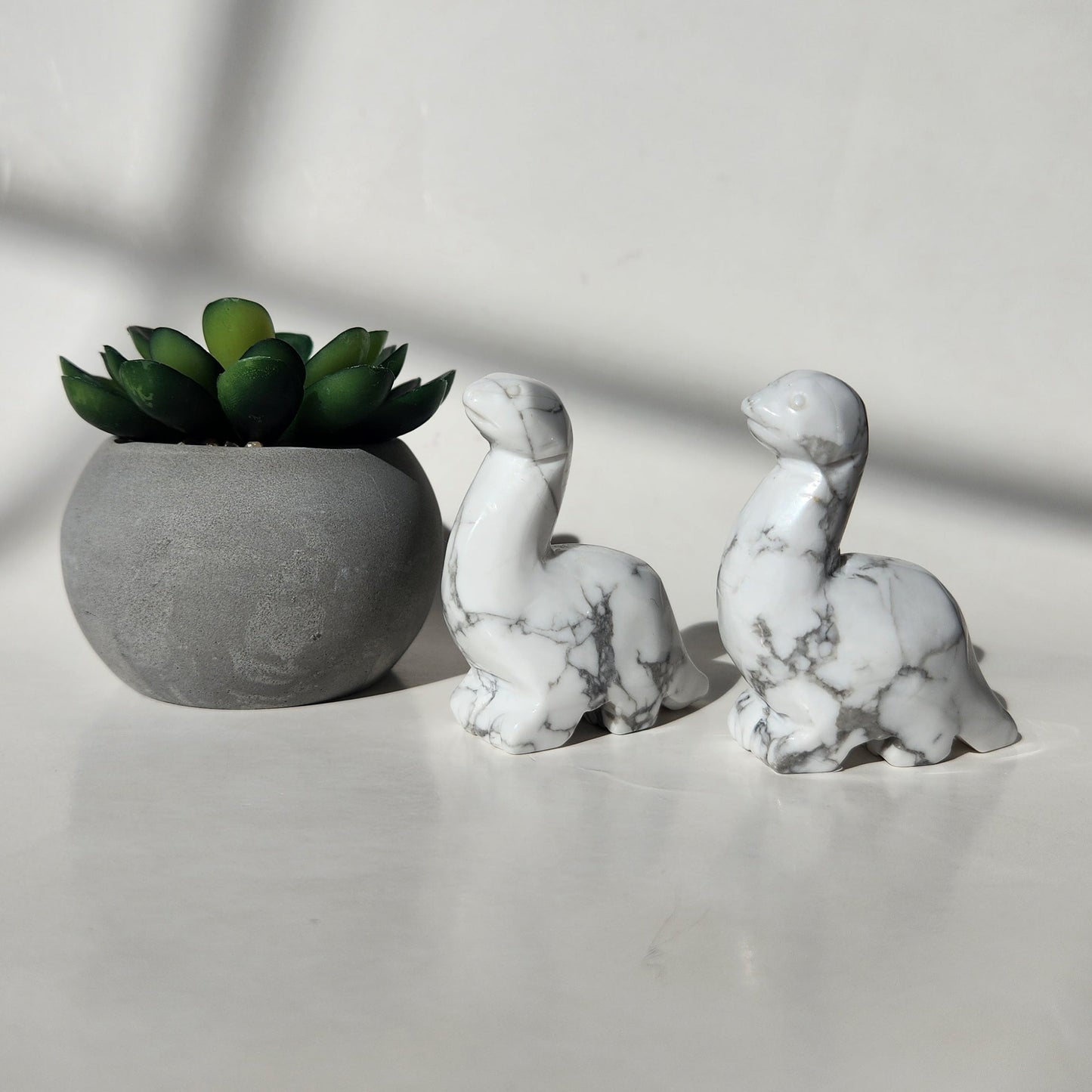 Howlite Dinosaur Carving