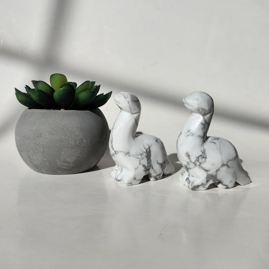 Howlite Dinosaur Carving