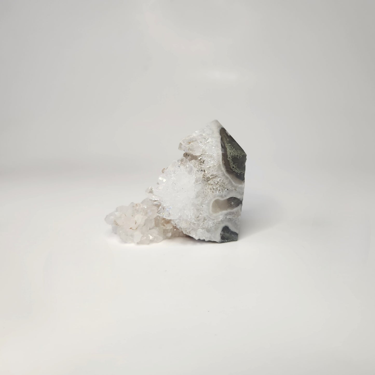 Moss Agate With Quartz