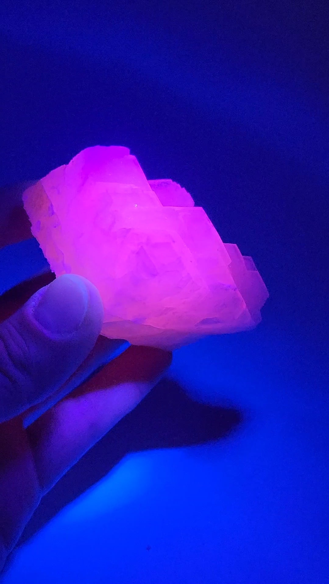 UV Reactive Pink Calcite