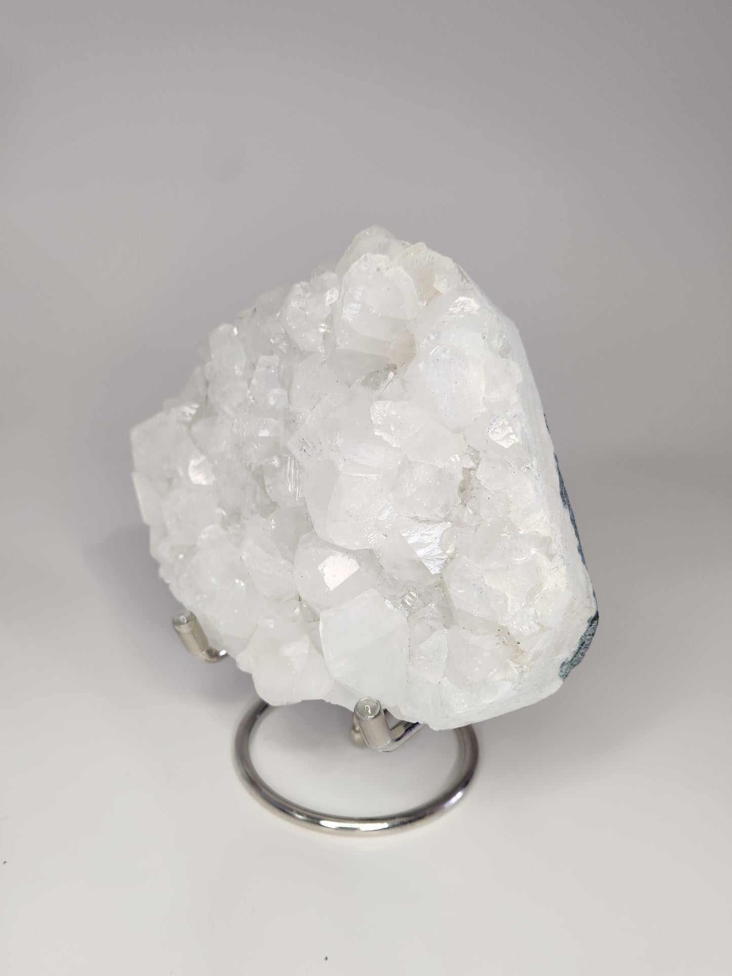 Calcite Cluster Statement Piece