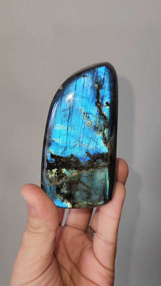 Labradorite Free Form