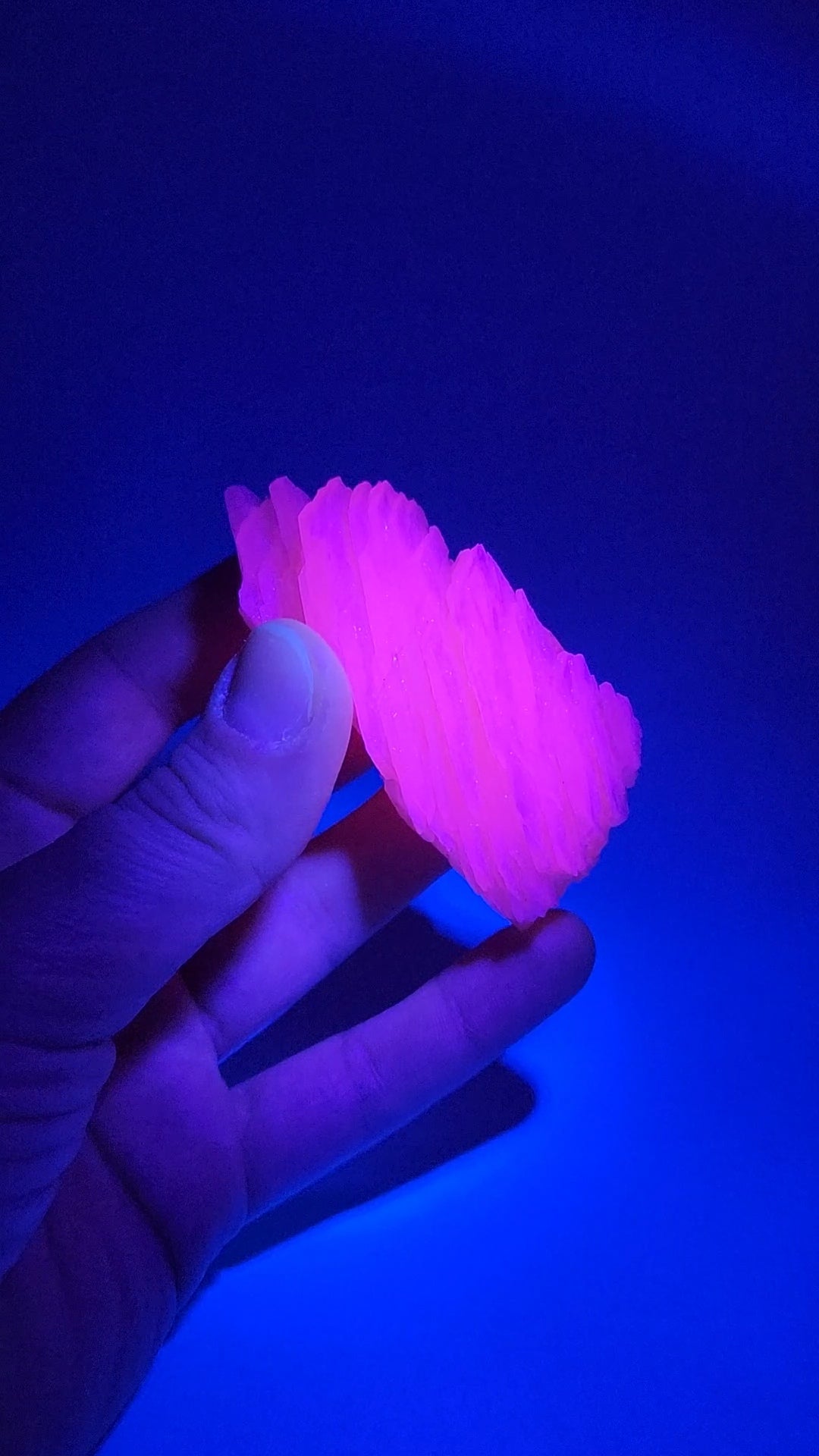 UV Reactive Pink Calcite