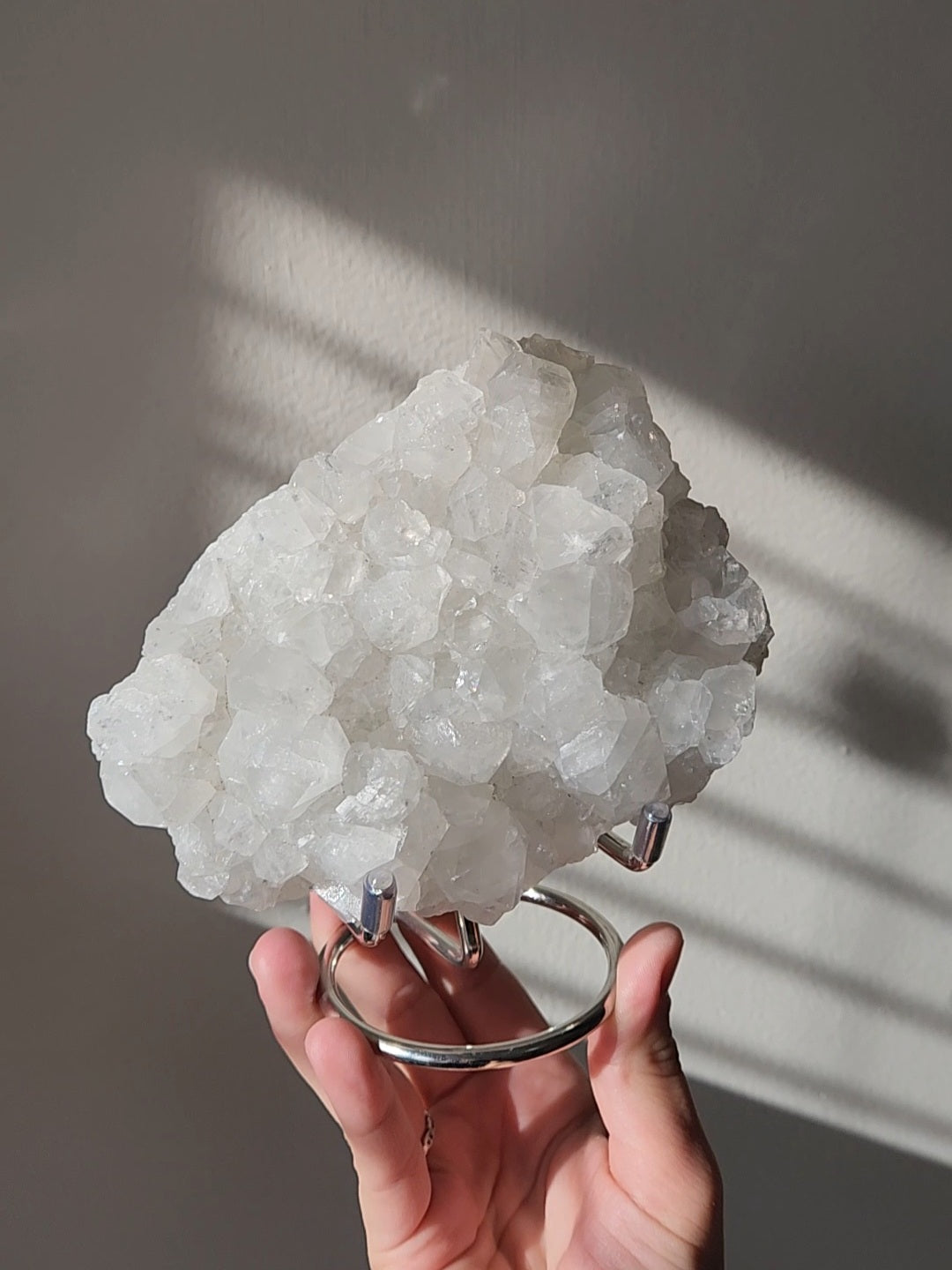 Calcite Cluster Statement Piece
